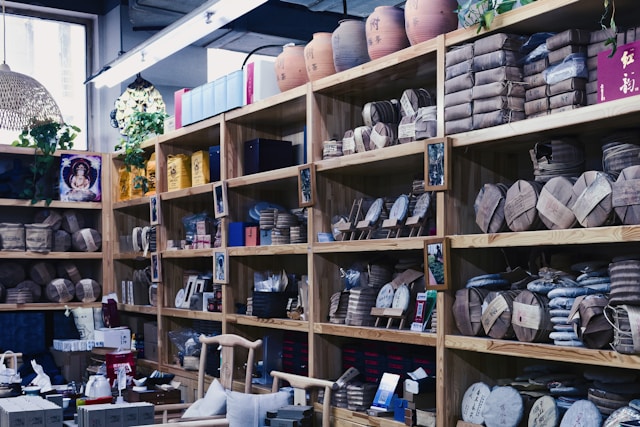 Homeware &amp; hardware
